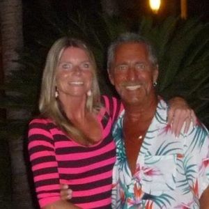 Meet your Posher, Wayne